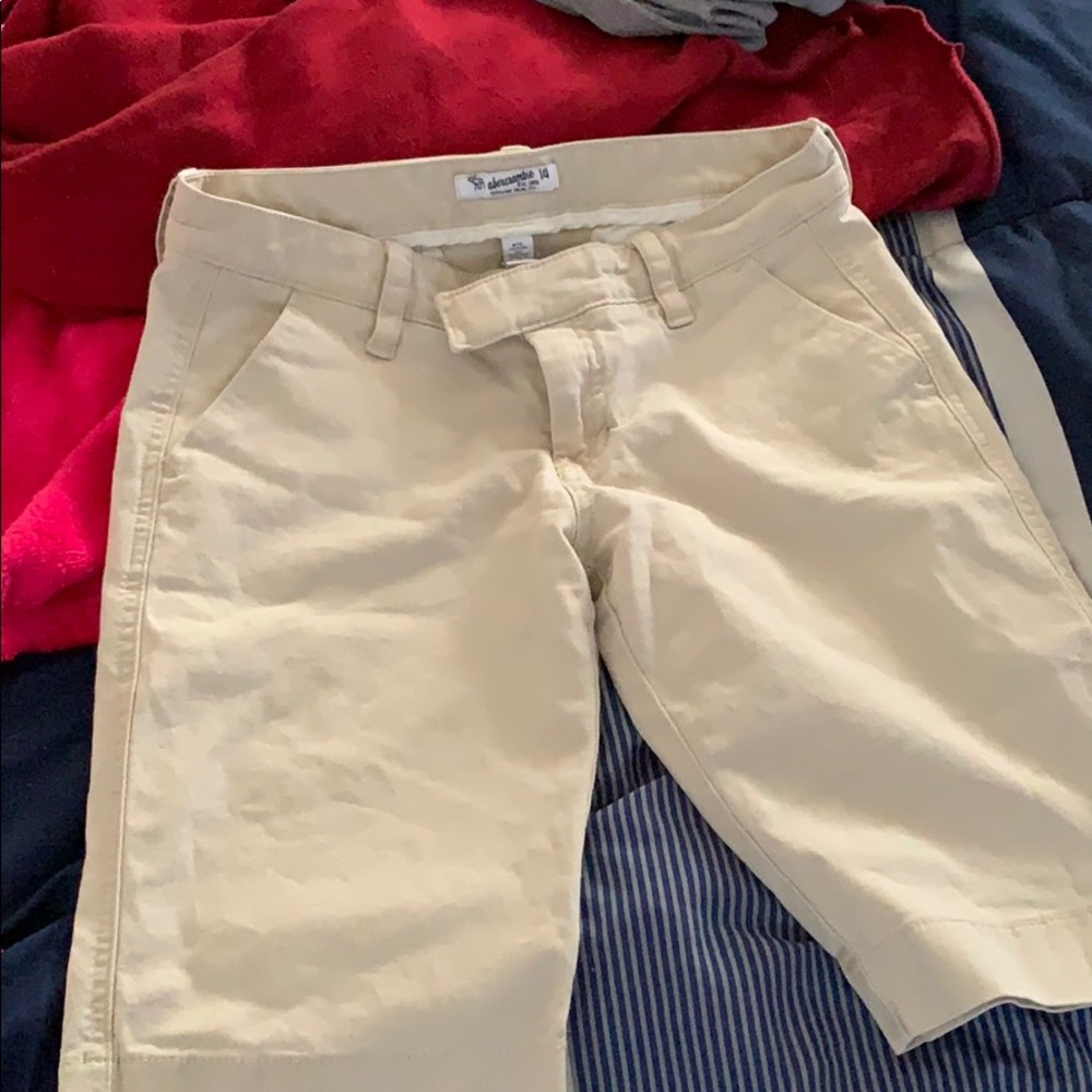 Abercrombie khaki capris